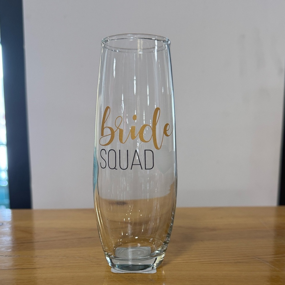 Set of 12 NWT Libbey Bride Squad Gold and Black Stemless Glasses 9.6 Oz
